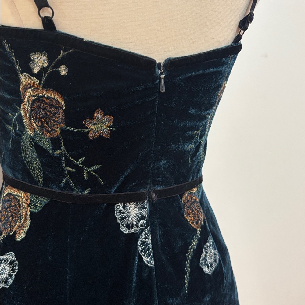 Marchesa Notte Embroidered Velvet High Low Dress, Size: 2 - Picture 9 of 15